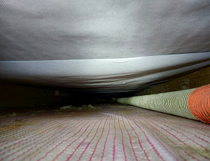 Zateplení šikmin střechy pomocí foukané izolace